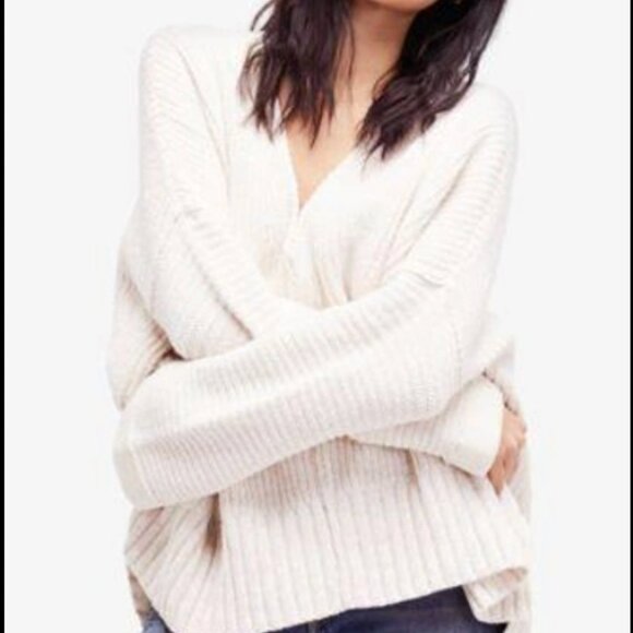 Free People Women's Take Over Me V-Neck Sweater - Picture 1 of 7